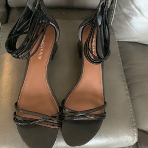 Donald J. Pliner black leather sandals, Size:11B.